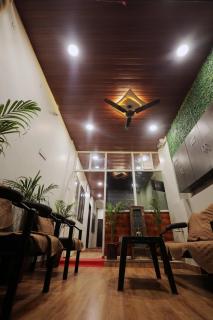 Jai Ambe Hotel - Indore - 2