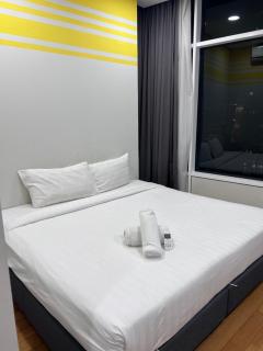 Sky suite KLCC by Travel Buddy - 1