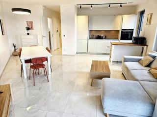 High-End 1 Bedroom in Lux-Belair with Garage in New Building - Lussemburgo - 0