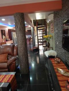 4BR Solar Powered, Starlink & Swimming Pool - Lusaka - 9