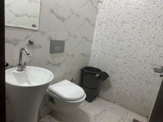 Best home stay 3 Bedroom 2 bathroom - Amritsar - 2