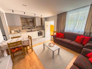 Cozy Apartments With Garden - 5