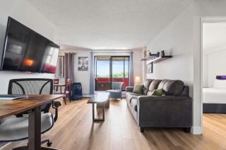 Suite near Downtown, BMO, Stampede, Free Parking - Calgary - 6