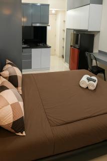 PakuwonMall Apartment Anderson Studio By B&B Host - Surabaya - 5