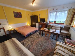 Privat Henry - Liptovský Mikuláš - 6