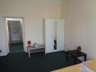 Hotel U Lázní - ubytování pro nenáročné - Ostrožská Nová Ves - 3