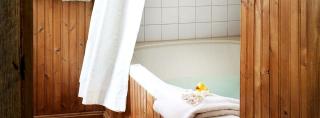 Charming Two-Person Suite Rental for Getaway to Mad River Valley, Vermont - Warren - 2