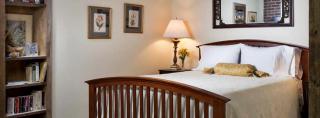 Cozy Vacation Rental in Countryside Bed and Breakfast in Warren, Vermont - Warren - 0