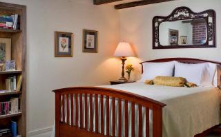 Cozy Vacation Rental in Countryside Bed and Breakfast in Warren, Vermont - Warren - 3
