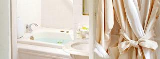 Bed and Breakfast Suite with Jacuzzi Bathtub in Mad River Valley of Vermont - Warren - 2
