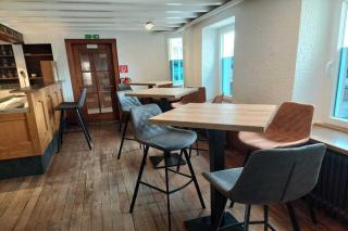 Big Holiday Home near Monschau in the Eifel Nationalpark with a terrace and bar - Schleiden - 6