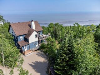 L'Audacieux - SPA, Billard, Poker, Arcade, fleuve, l'évasion VIP - Petite-Rivière-Saint-François - 0