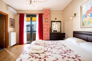 Beachfront 3 Bedroom Apartment with Sea View - Valona - 8