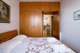 Beachfront 3 Bedroom Apartment with Sea View - 1