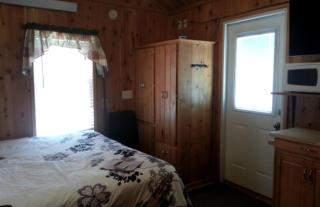 Rustic Cabin near Devils Tower National Monument in Sundance, Wyoming - Sundance - 7