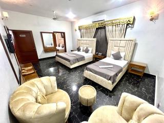 Amada Family Guest House - Karachi - 1