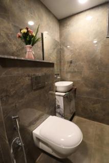 Chic Studio Apartment Steps from Medanta Medicity - Gurgaon - 6