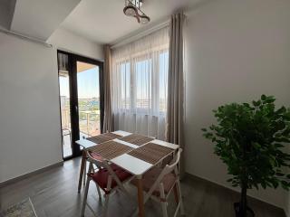 SOHO Apartment - City View with Rooftop Garden - Bukarest - 5