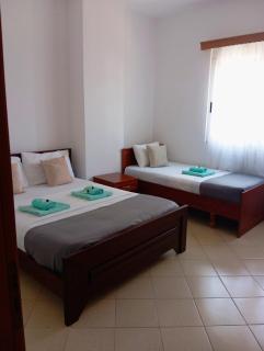 R&E apartment - Saranda - 4