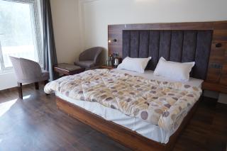 The Oak & Lake View Resort By Mind My Trip - 3