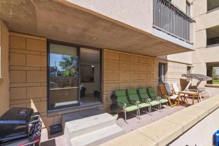 Stylish 2BR by Stampede Free Parking Terrasse - Calgary - 7