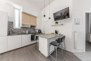 Abigel Family & Studio Apartment - 8