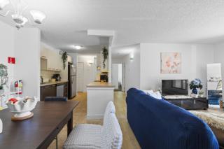 Stylish 2BR by Stampede Free Parking Terrasse - Calgary - 6