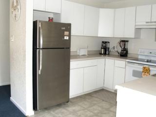 Riverfront Cabin Rental near Canyon Lake in New Braunfels, Texas - New Braunfels - 2