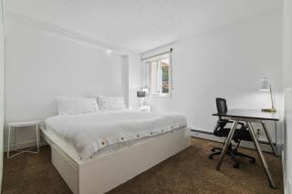 Stylish 2BR by Stampede Free Parking Terrasse - Calgary - 1