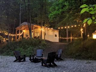 Delightful Stays in Wooster, Ohio, in Cozy Safari Tent Rental - Wooster - 0
