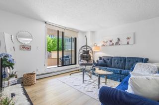 Stylish 2BR by Stampede Free Parking Terrasse - 0