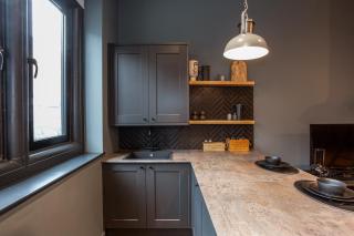 Large Studio Apartment, Free Parking, Close to Centre - Southend-on-Sea - 1