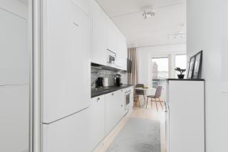 Rahulihomes Premium City and lake studio with balcony Best location on town - Jyväskylä - 0
