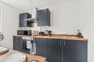 NEW 2 Bedroom Apartment | Bradford | Free Parking - Bradford - 5