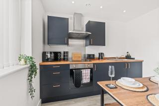 NEW 2 Bedroom Apartment | Bradford | Free Parking - Bradford - 6