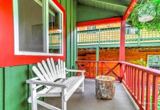 Charming Forest Cabin with a Hammock near Delaware Water Gap National Recreation Area, Pennsylvania - Canadensis - 9