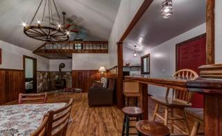Cozy Cottage Rental with Small Private Pond in Canadensis, Pennsylvania - Canadensis - 6