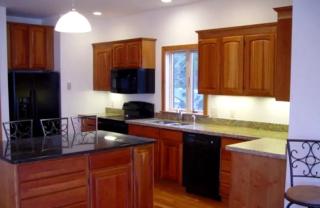 Lovely Pet-Friendly Cabin Rental with a Dock on Lake Champlain, Vermont - Addison - 6