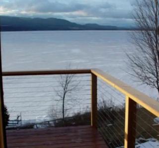 Lovely Pet-Friendly Cabin Rental with a Dock on Lake Champlain, Vermont - Addison - 4