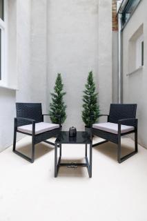 86 sqm with private courtyard - 3 Bedrooms - 8