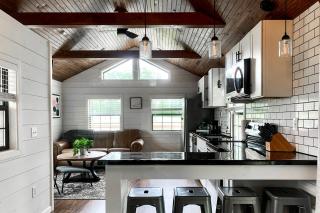 Outstanding Lakefront Cabin in Makanda, Illinois - Marion - 6