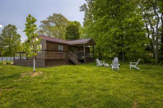 Tiny House Cabin in Marion, IL - 3