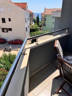 Apartment Novalja, 100 meters from sea, 2x balcony, sea view - 9