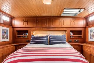 Experience the Magic of Sleeping Your Own Private Yacht in Damariscotta, Maine - 7
