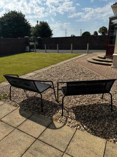Maesllan - A Spacious Holiday Home in Porthcawl - 5 bedrooms, sleeps up to 10 people - Porthcawl - 7