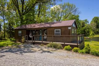 Amazing Cozy Cabin with Fireplace in Marion, Illinois - Marion - 2