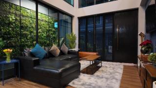 Monica Room - - 5