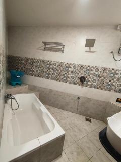 Marco luxury hotel - Anand - 1