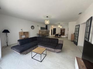 Appartement 100 m carré pour 6 à 8 personnes - 8