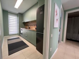 Modern 4 Room Balcony & Pool - Ştefăneştii de Sus - 1